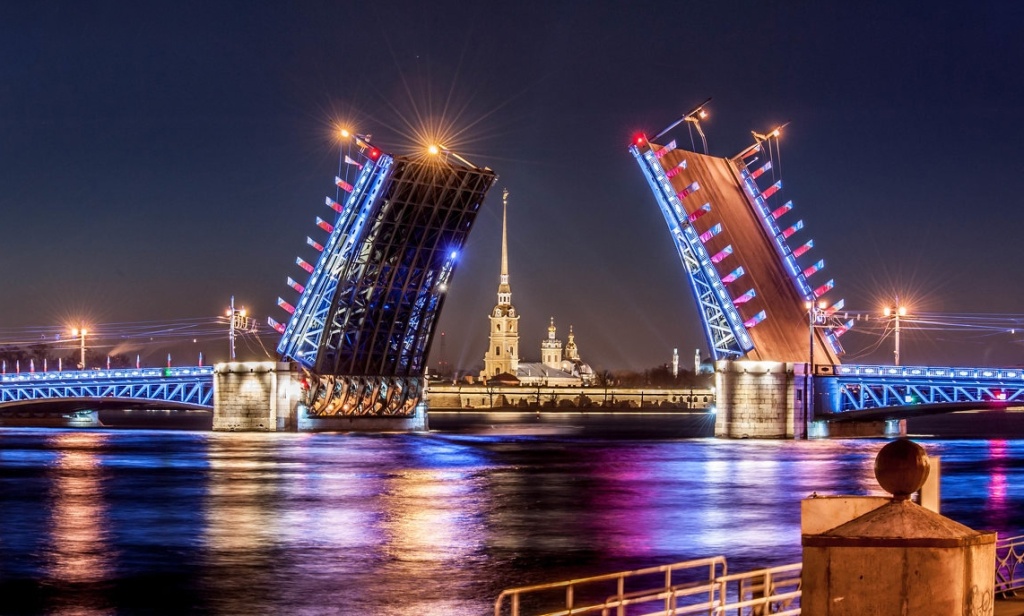 Санкт-Петербург - Развод мостов.jpg